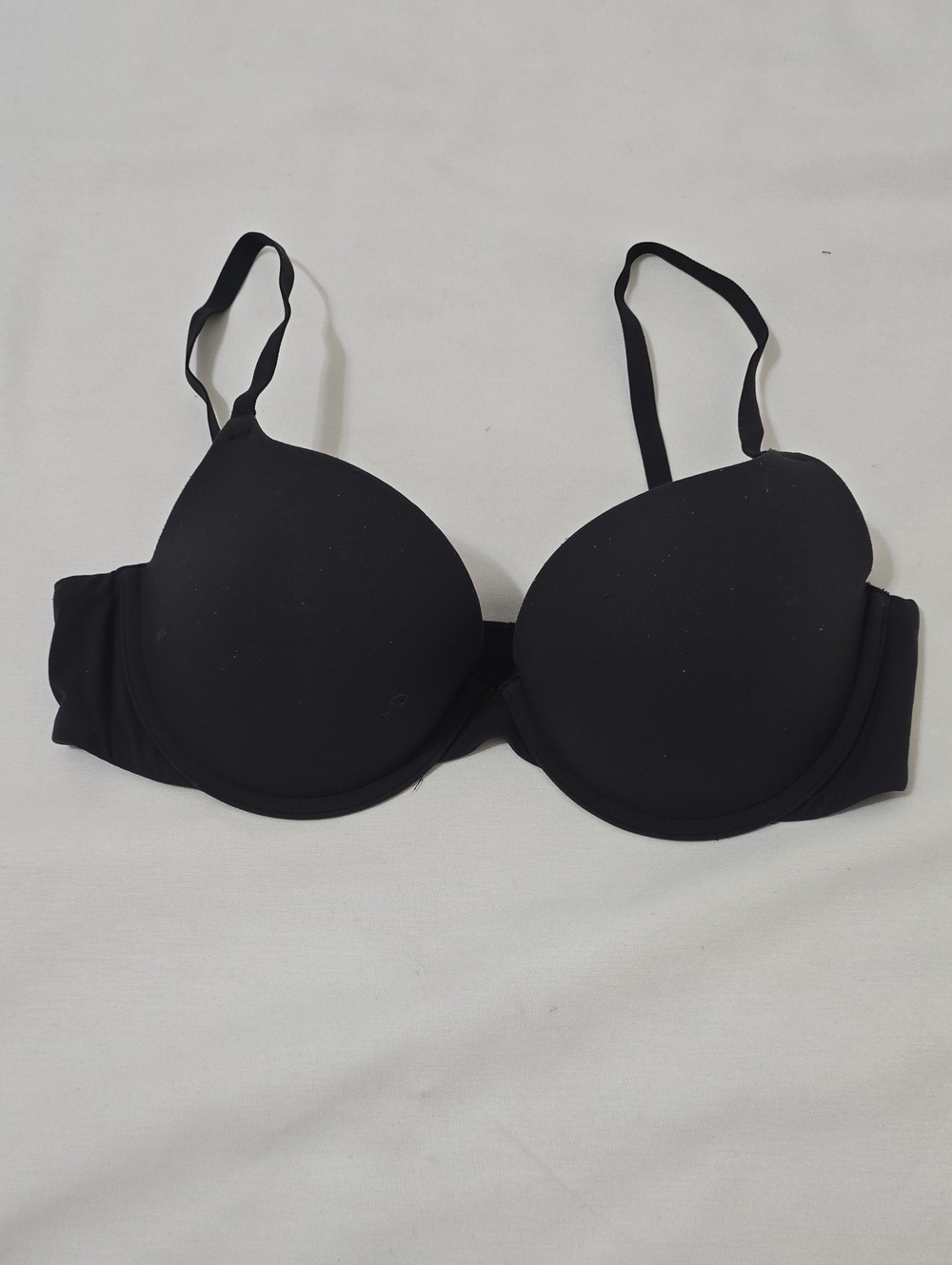 SKIMS Black Molded Support Bra with Adjustable Straps